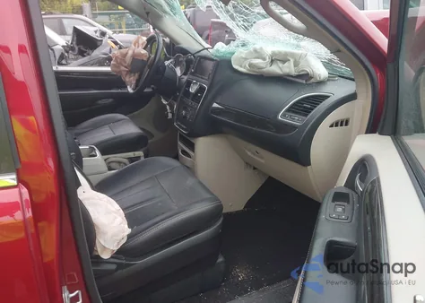 2016 Chrysler Town & Country Touring из США, поврежденный, VIN 2C4RC1BG2GR198482